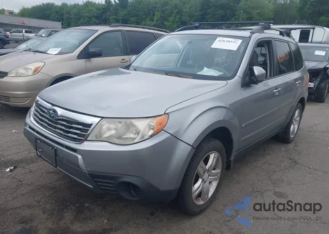 2010 Subaru Forester 2.5X Premium z USA, uszkodzony, nr VIN JF2SH6CC4AH791986